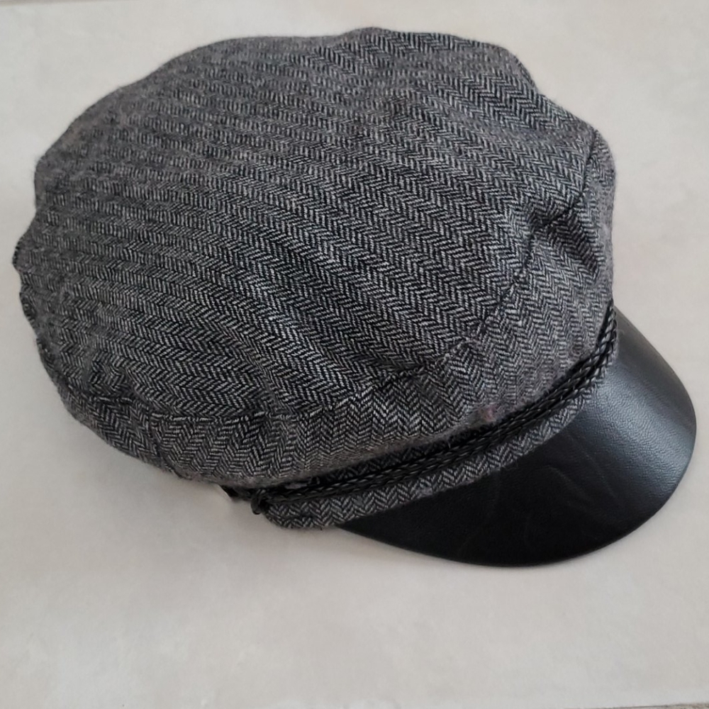 NWOT Vince Camuto Faux Leather Herringbone Hat
